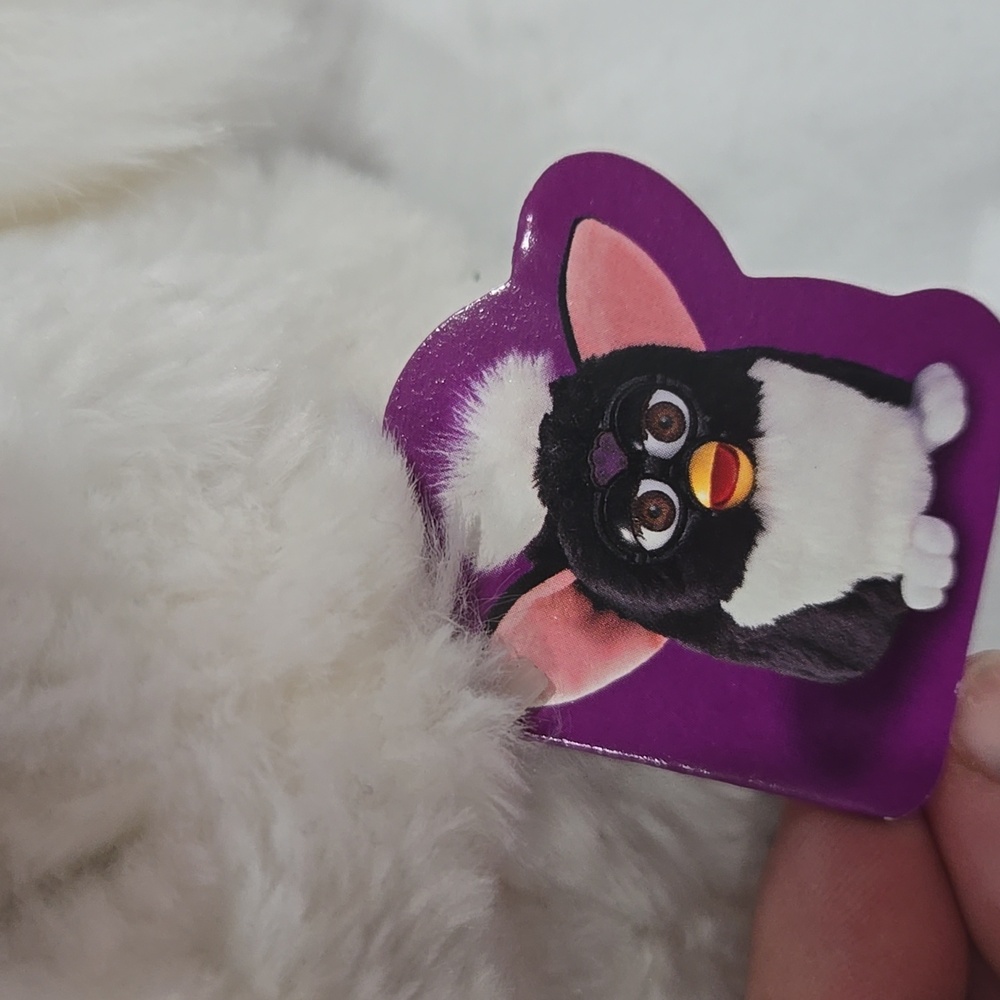 Vintage White Furby Grey eyes 1998 with Tags - Picture 4 of 10